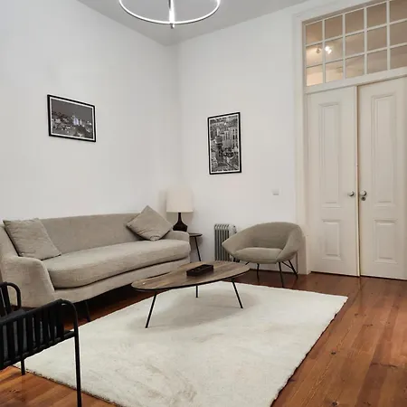 Correeiros Baixa Centre 아파트 *